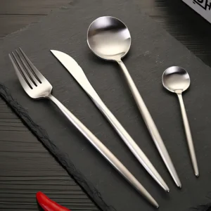 Wedding Matte Gold Silverware Set 24pcs Spoons Tableware Forks Knife Stainless Steel Gold Luxury Cutlery Set